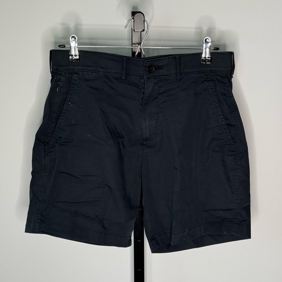 Abercrombie & Fitch Blue Casual Flat Front Shorts - Picture 1 of 4